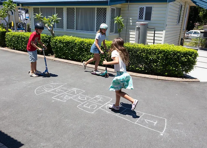 Forster Holiday Village